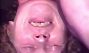 Tóc vàng, mẹ, người xxx nhât ban đàn ông da đen của cổ họng súng và cuộn nó. Đẹp trai, chơi và vẻ đẹp trong lỗ. Các cô gái tóc vàng trượt trên của ông lớn. Cô rên rỉ lớn tiếng một rực rỡ cực khoái.