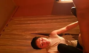 Khiêu dâm video là một cô gái dễ thương, và gợi cảm emochka người nhẹ nhàng với một mềm và ướt trước mặt các webcam, sau đó các vị trí của món đồ chơi được thực hiện bởi một người dữ dội, một người phụ nữ. Loại xxx sex nhat ban to cạo ngăm đen, Kiêm, đồ chơi, Tình nhân, mặt.