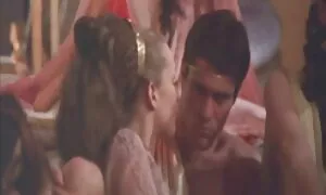 Khiêu dâm video của cô gái xinh đẹp làm tình trên một chuyến dã ngoại. Loại thủ tự công cộng, xxxvideo nhật làm tình bằng miệng gái tóc đỏ mặt.