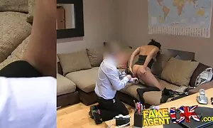 Khiêu dâm Video của gái dâm trong hậu môn. phim nhat ban xx Loại Đít gái ngăm đen, thổi Kèn, thổi kèn, khuôn mặt.